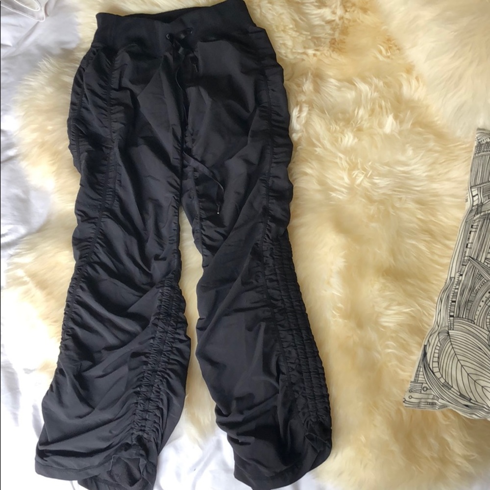 Zella ruched lightweight workout pants